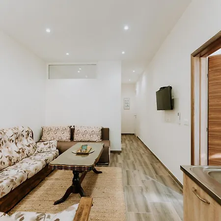 & Rafting Boracko Jezero